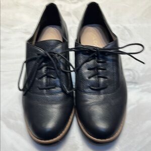 Black Leather Lace-Up Shoes